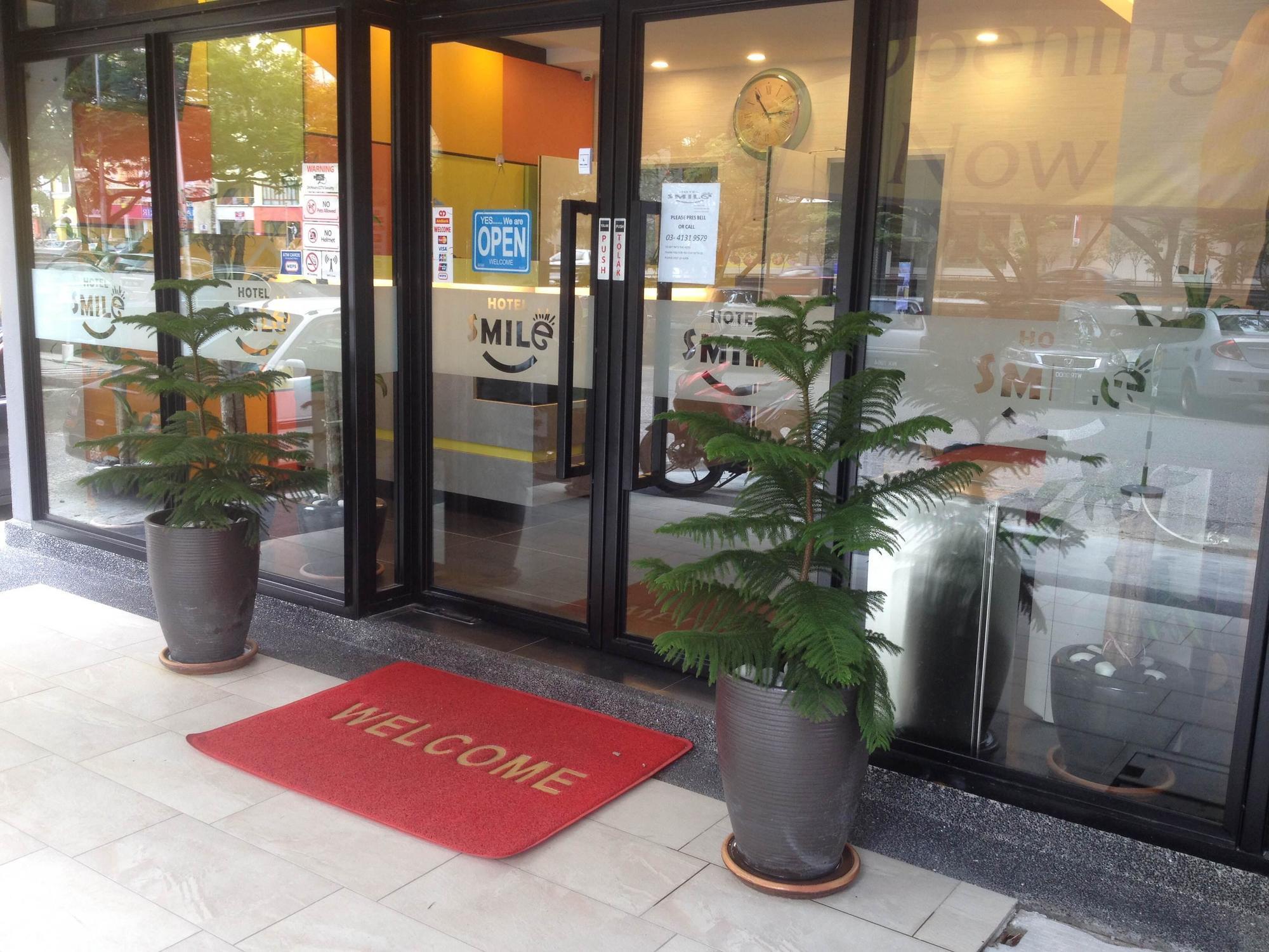 翠湖园微笑酒店 吉隆坡 外观 照片